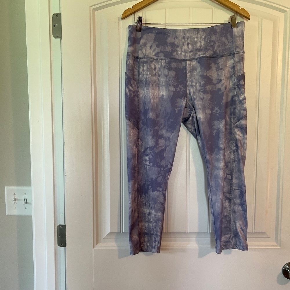 VOGO Purple white Leggings Size XL